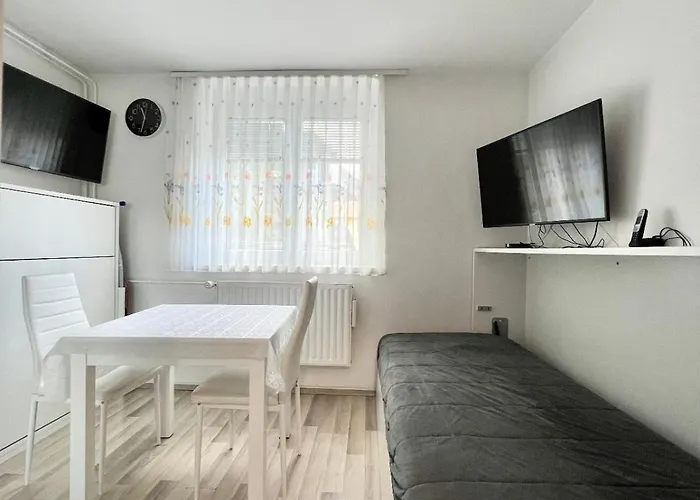 Apartment Z&R
